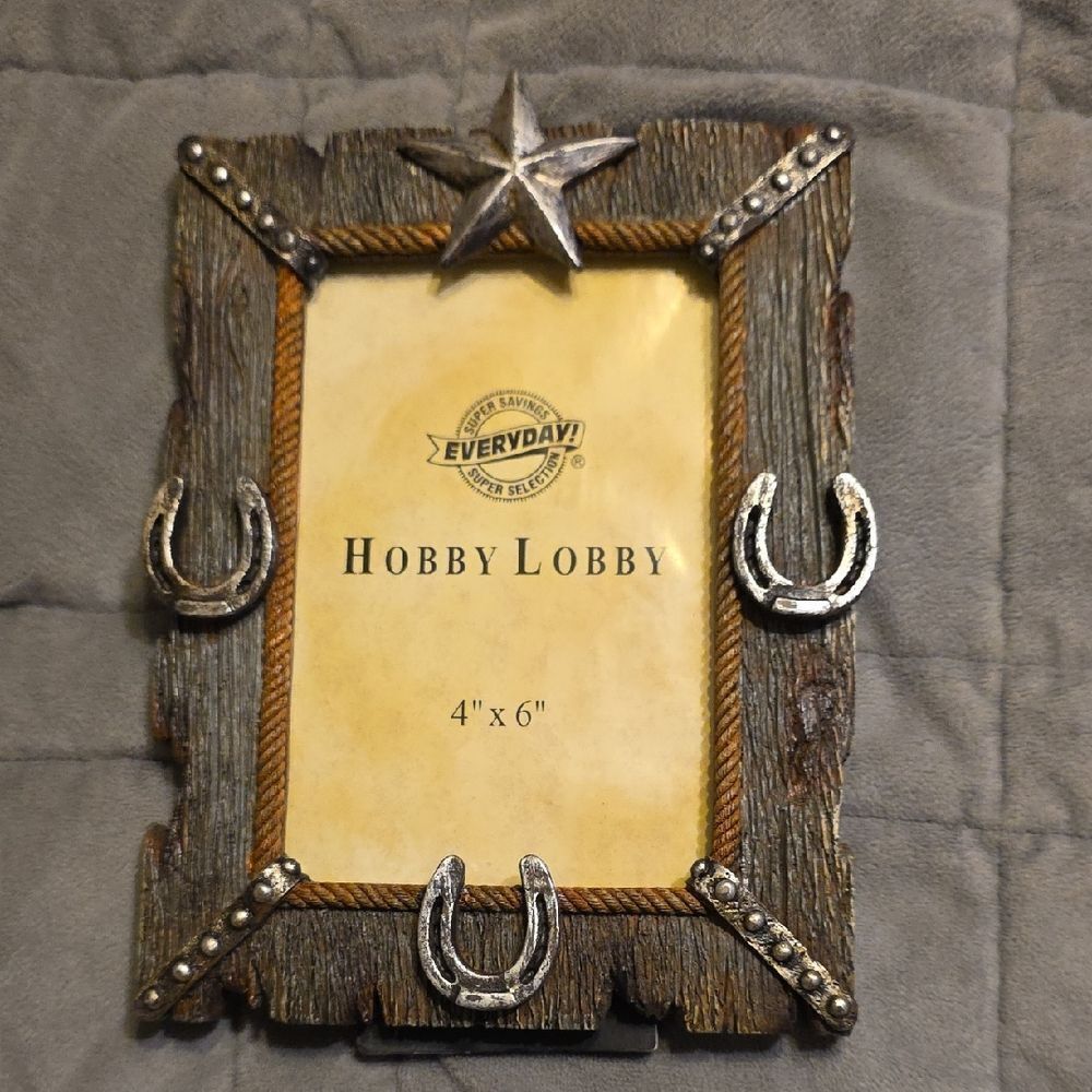 Hobby Lobby Rustic Horseshoe Photo Frame - Brown & Silver